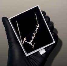 Load image into Gallery viewer, CUSTOM HORIZONTAL NAME NECKLACE